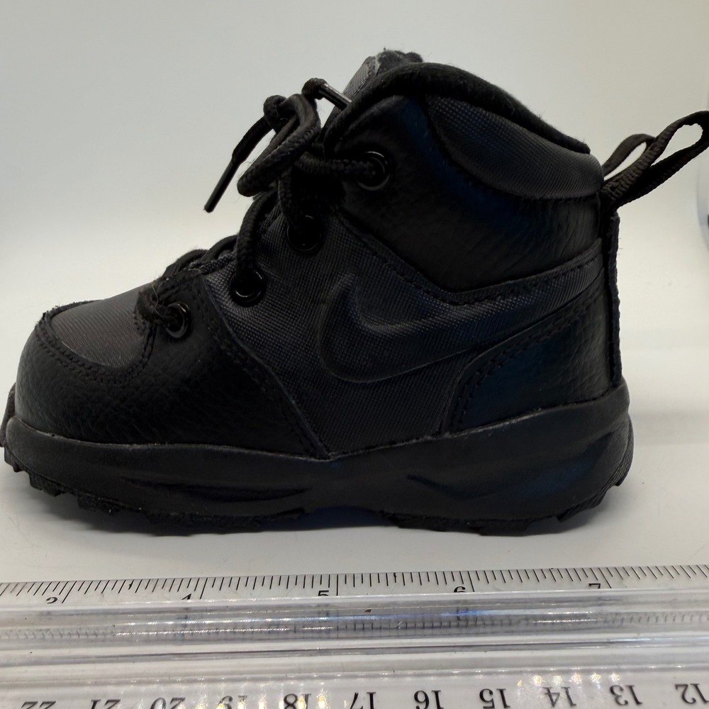 Nike Manoa LTR TD Toddler Boots Triple Black BQ5374-001 Size 6C - Picture 2 of 6